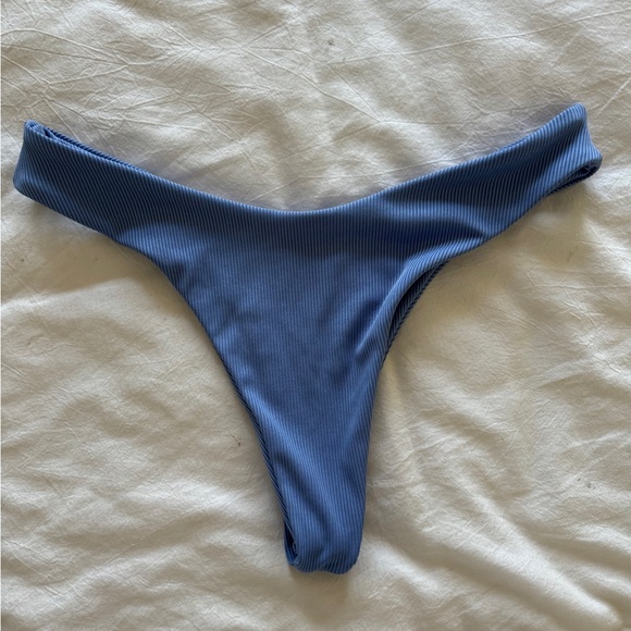 Periwinkle Bikini Set - Picture 8 of 8